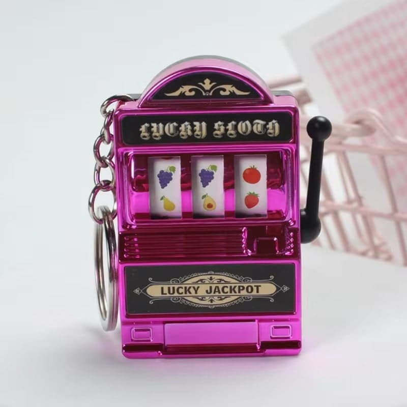  Find novelty items like this mini slot machine